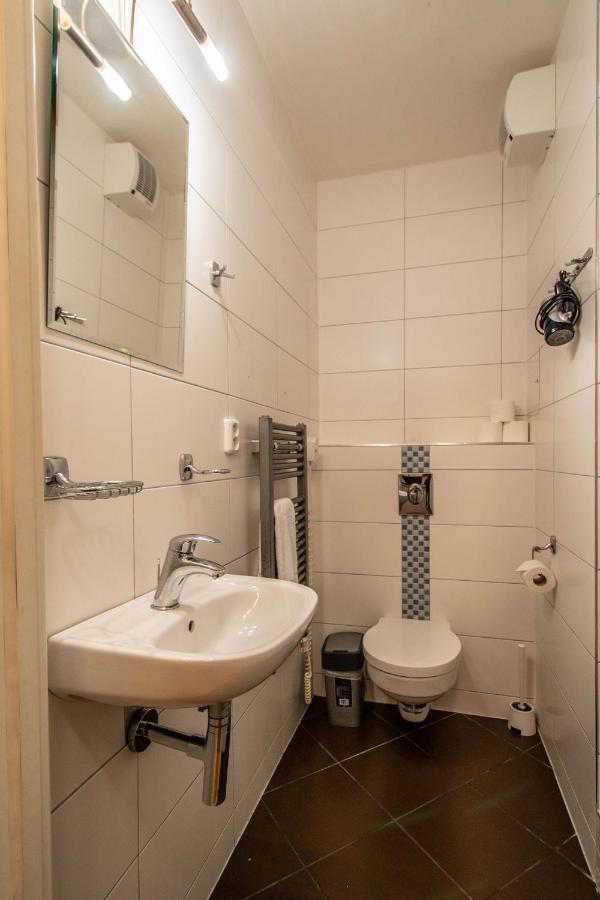 National Museum Apartment By Ruterra Prague Ngoại thất bức ảnh